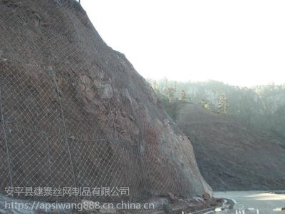 主動邊坡防護網(wǎng)在礦山中的技術(shù)應(yīng)用與價值